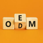 OEM・ODMと記載された木製ブロックの写真