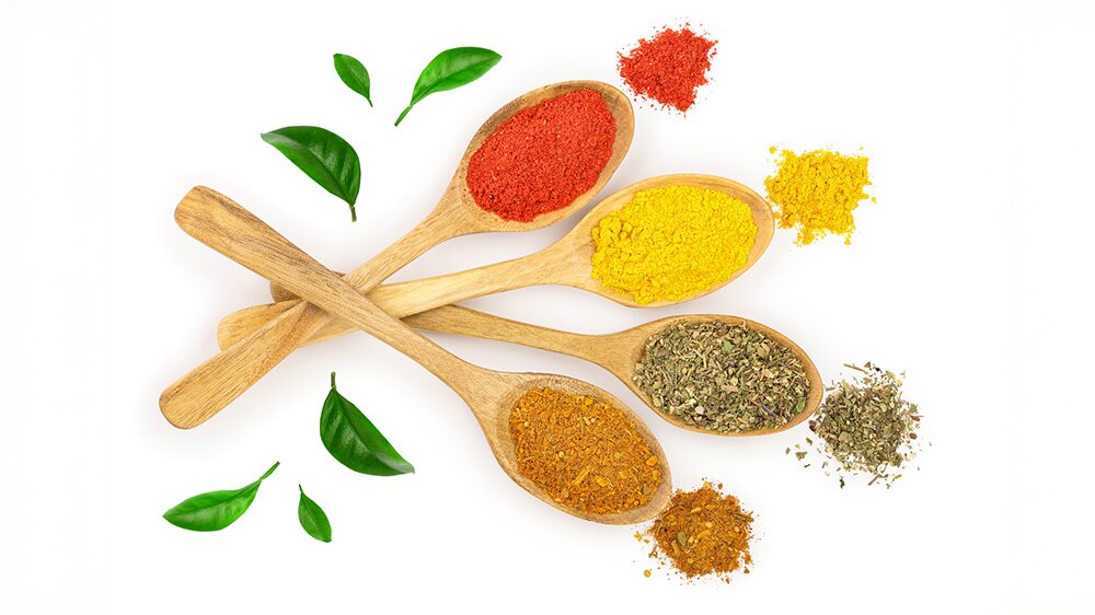 赤・黄・茶色の原料と粉末の写真