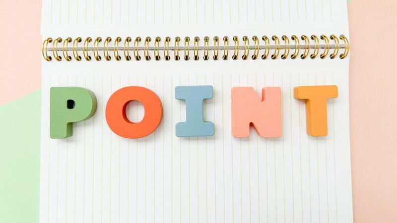 POINTと書いた木製ブロックの写真